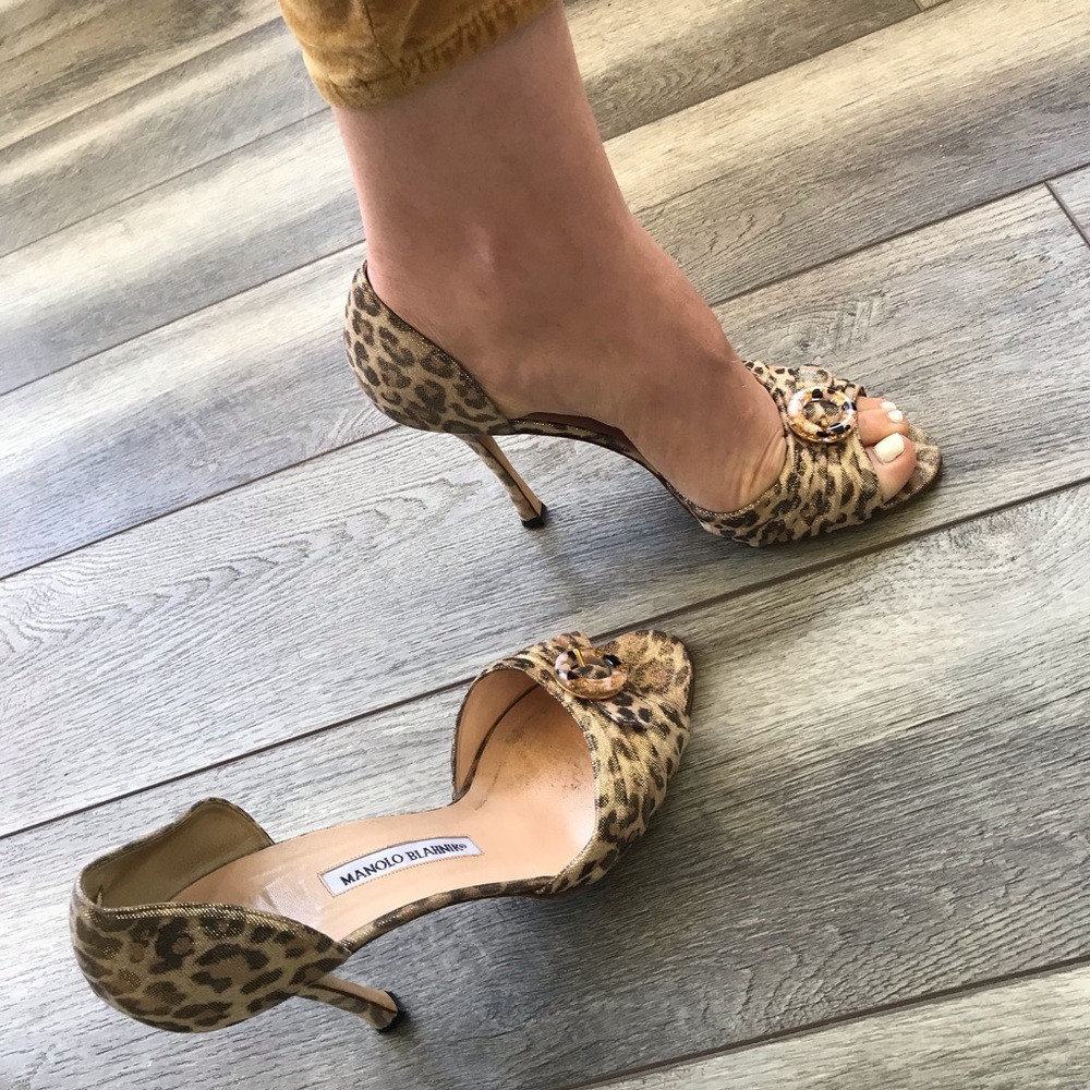 MANOLO BLAHNIK Leopard Peep-Toe D'Orsay - Picture 7 of 8